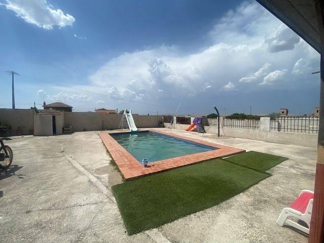 Villa en venta en Palomeque