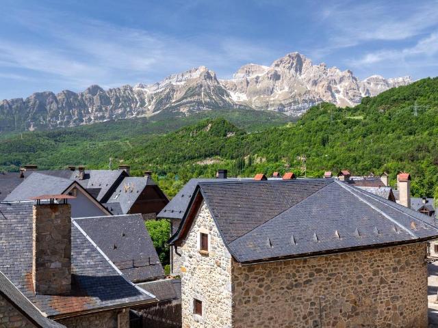 Chalet en venta en Panticosa, Huesca