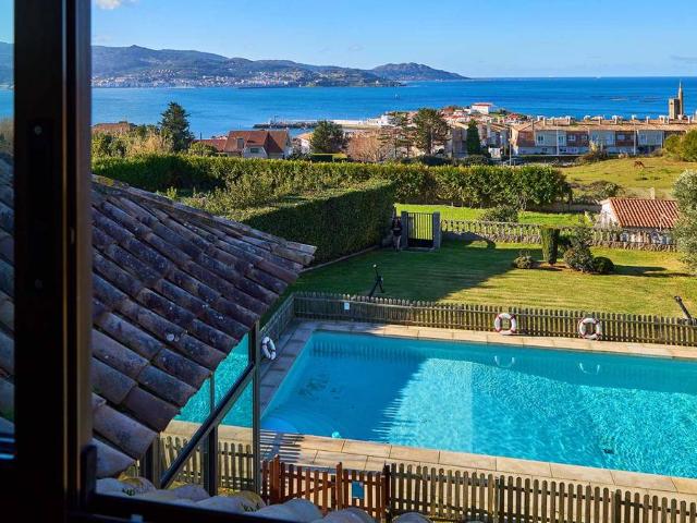 Chalet en venta en A Angustia, Vigo