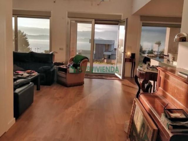 Chalet en venta en A Angustia, Vigo