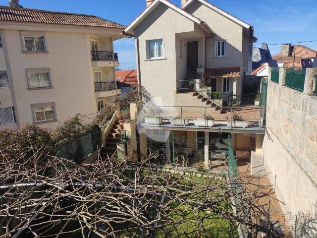 Chalet en venta en A Angustia, Vigo