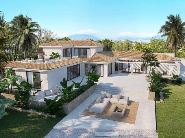 Chalet en venta en Barriada Islas Canarias, Costa del Sol Occidental