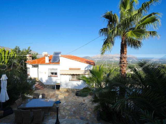 Villa en venta en Orba, Orbeta