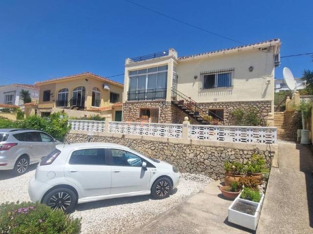Villa en venta en Parcent