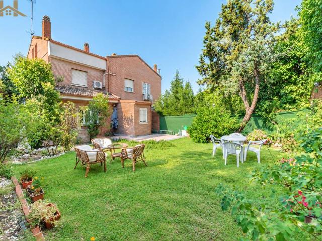 Chalet en venta en Móstoles, Madrid