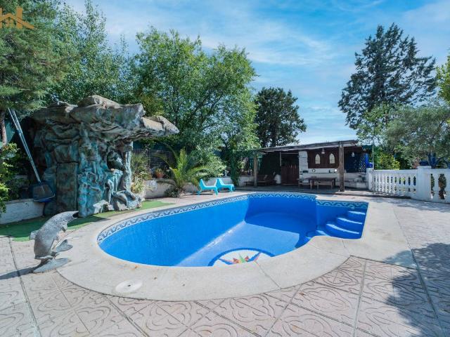Villa en venta en Móstoles, Parque Vosa