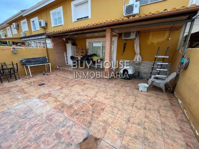 Villa en venta en Illescas