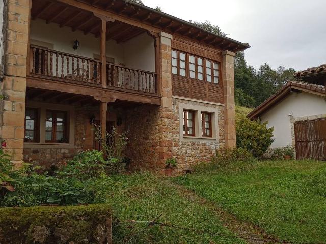 Chalet en venta en Romiyu / Romillo, Parres