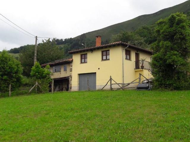 Chalet en venta en Romiyu / Romillo, Parres