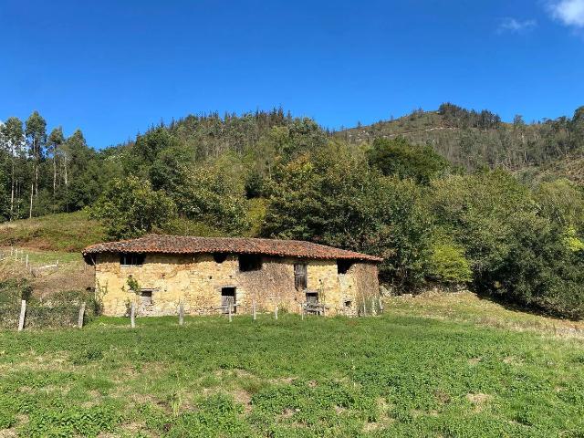 Chalet en venta en Romiyu / Romillo, Parres