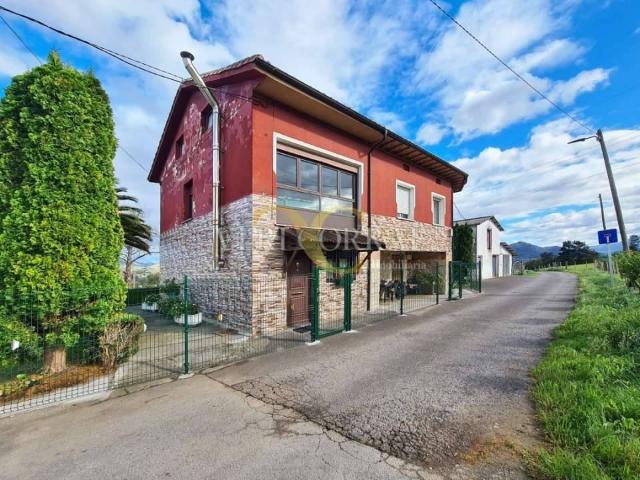 Chalet en venta en Romiyu / Romillo, Parres