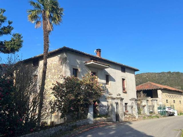 Chalet en venta en Romiyu / Romillo, Parres