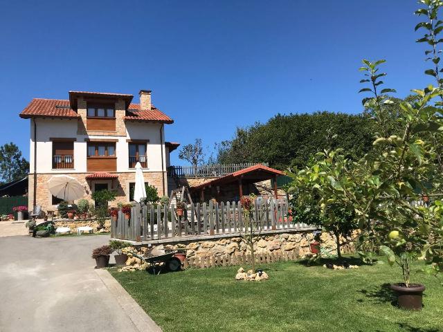 Chalet en venta en Romiyu / Romillo, Parres