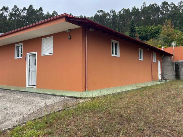 Chalet en venta en Santiago de Compostela