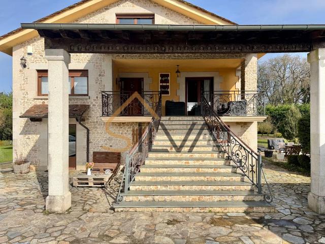 Chalet en venta en Lugo, Galicia
