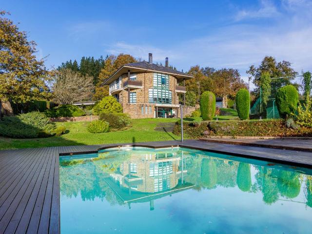 Chalet en venta en Lugo, Galicia