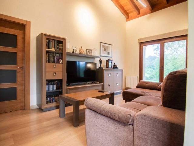 Chalet en venta en Santolaya, Siero