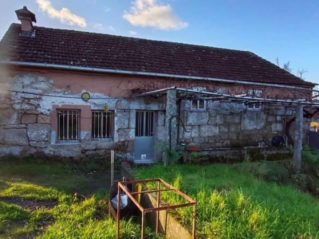 Chalet en venta en Pontevedra, Deza