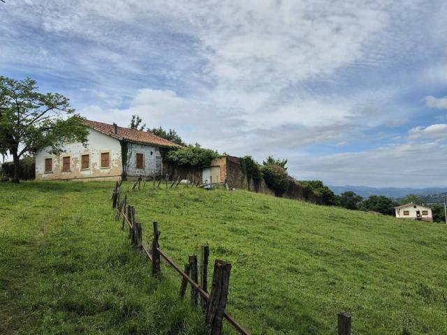 Chalet en venta en Trascorrales, Oviedo