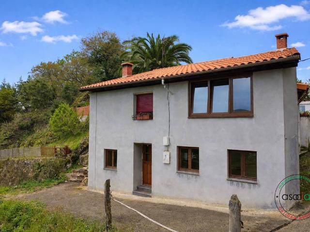 Chalet en venta en Villaviciosa, Asturias