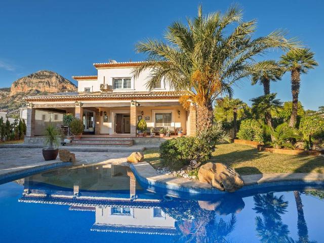 Chalet en venta en Urbanització Montgó-Toscamar, la Marina Alta