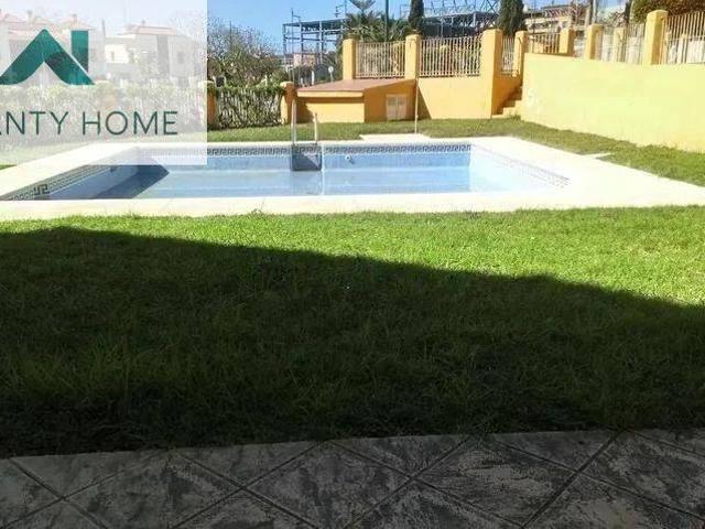 Villa en venta en Vélez-málaga, Capuchinos