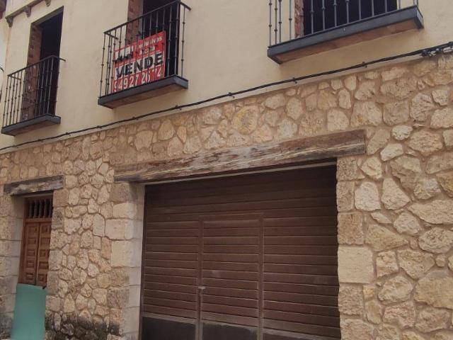 Chalet en venta en Pastrana, Castilla-La Mancha
