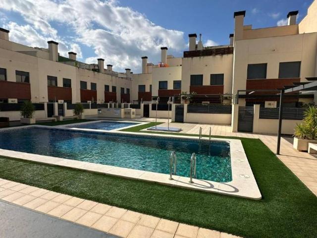 Chalet en venta en Castelló de la Plana / Castellón de la Plana, Castelló / Castellón
