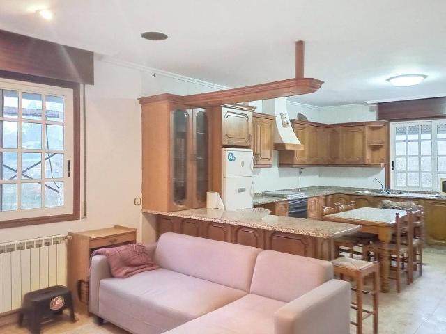 Villa en venta en Pazos De Borbén