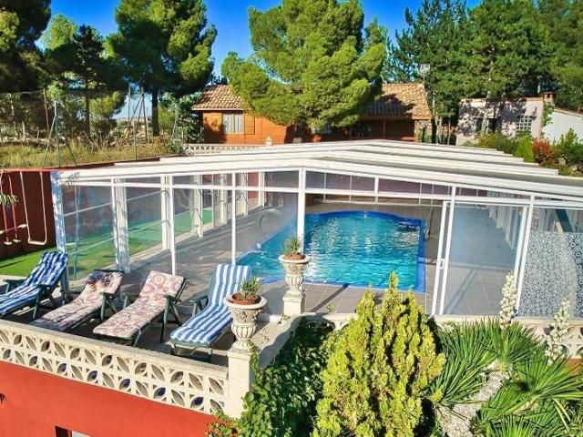 Chalet en venta en Comunidad de Teruel, Aragón