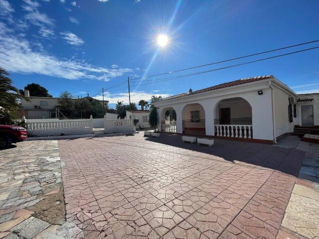 Chalet en venta en el Vinalopó Mitjà / El Vinalopó Medio, Valencia