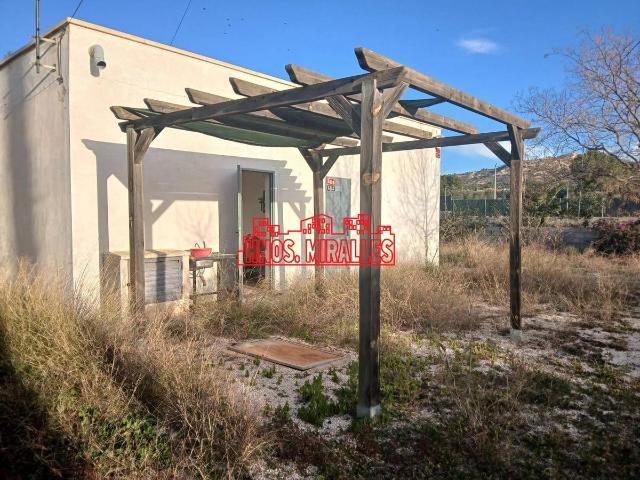 Villa en venta en Aspe
