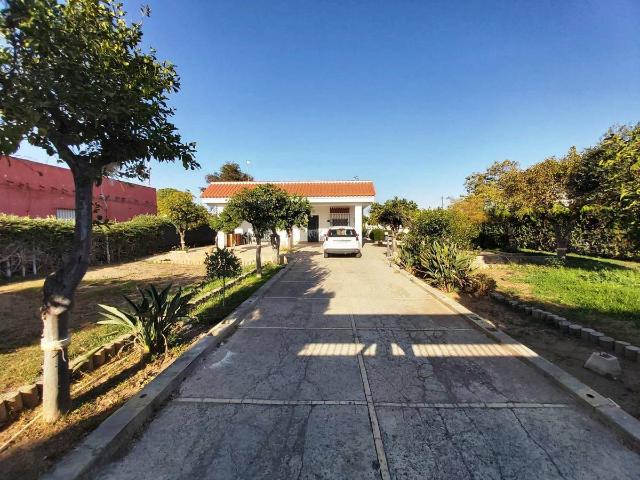 Chalet en venta en Barriada Los Salesianos, Utrera