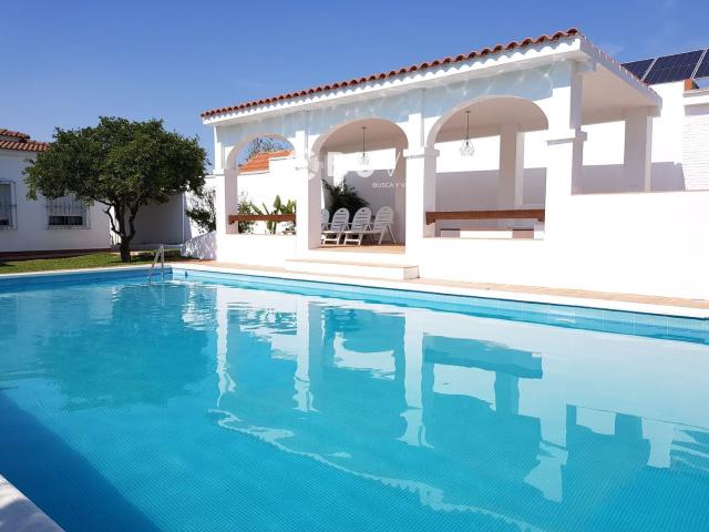 Villa en venta en Utrera, Barriada Los Salesianos