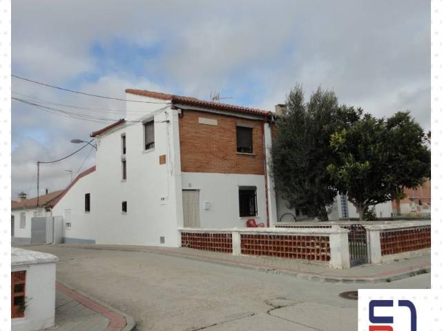 Chalet en venta en Pedrajas De San Esteban, Castilla y León