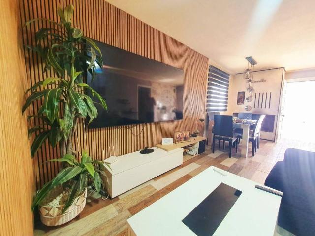 Chalet en venta en Pedralba, La Serranía