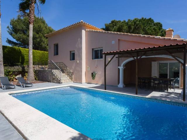 Villa en venta en Pedreguer