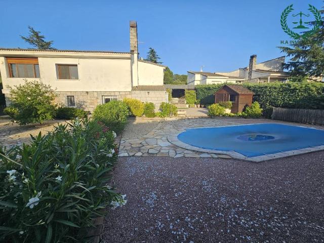 Chalet en venta en Pedrezuela, Madrid