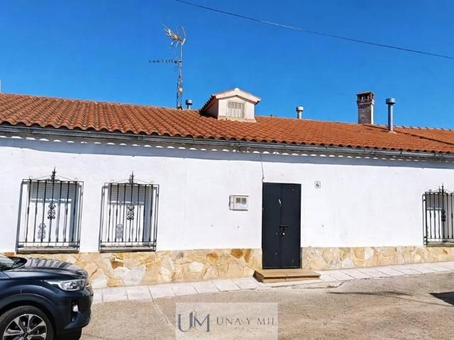 Chalet en venta en Pedrosillo De Los Aires, Castilla y León
