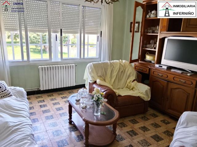 Chalet en venta en Pedroso, Ferrol
