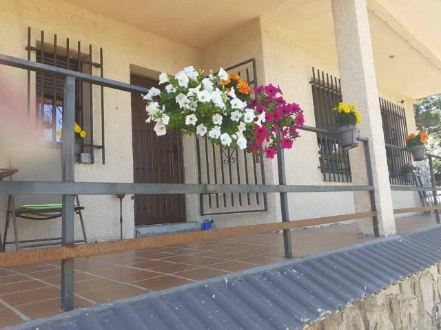 Chalet en venta en Sexmo de El Espinar, Peguerinos