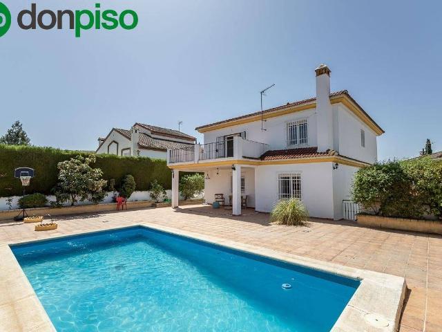 Villa en venta en Peligros, Monteluz