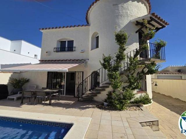 Chalet en venta en Empuriabrava, Alt Empordà