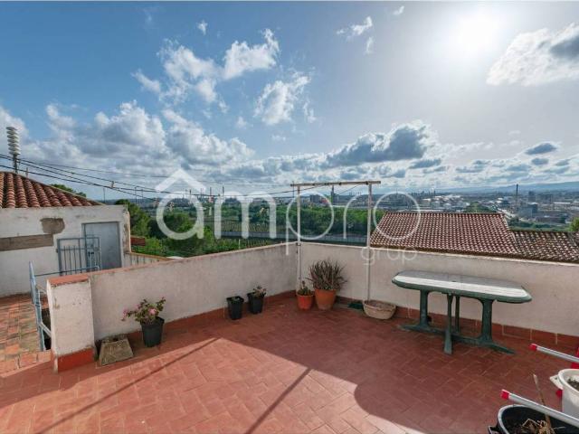 Villa en venta en Perafort