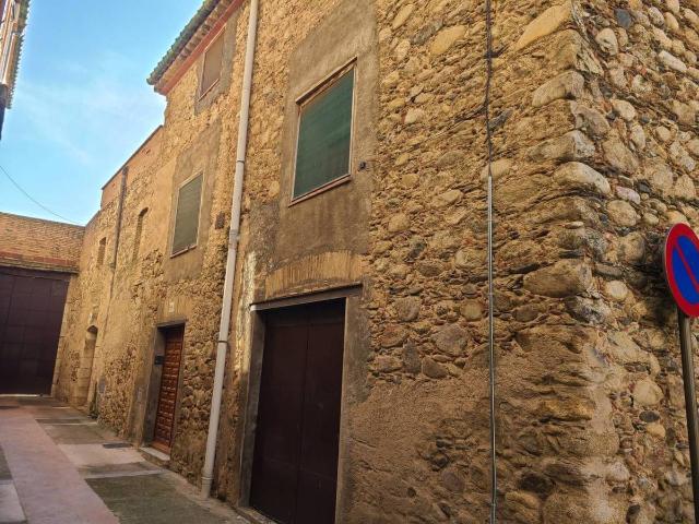 Villa en venta en Peralada