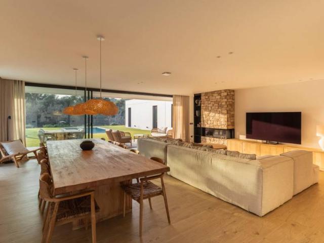 Villa en venta en Peralada