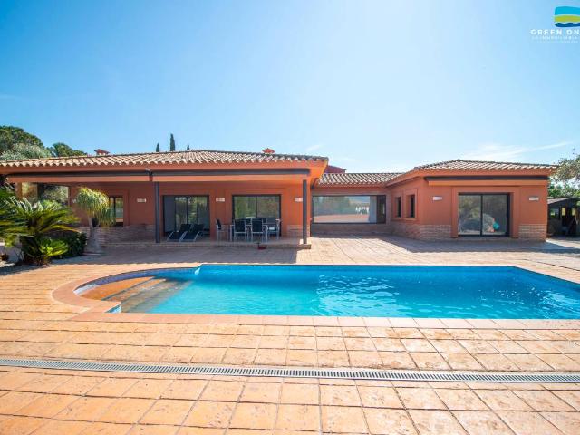 Chalet en venta en Alt Empordà, Catalunya