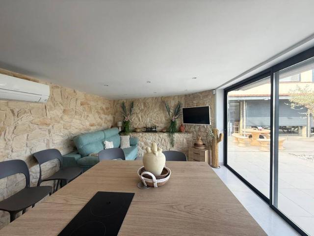 Villa en venta en Peralada