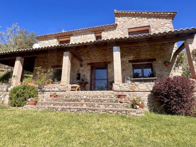 Chalet en venta en Perales Del Puerto, Extremadura