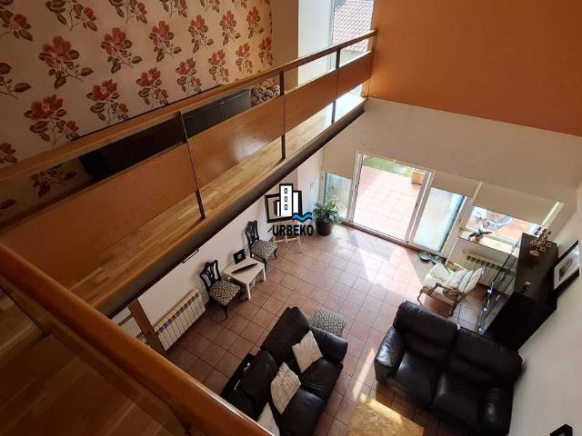 Chalet en venta en Oleiros, A Coruña